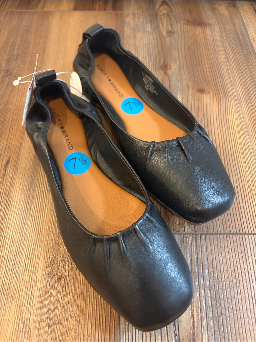 Lucky Brand Black Leather Ruched Ballet Flats